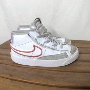 Toddler Nike Blazer Mid '77 SE White/Magic Ember-Purple Pulse Size 10c